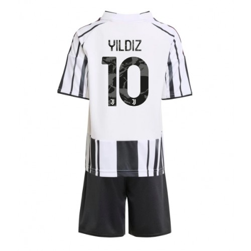 Juventus Kenan Yildiz #10 Replika Babytøj Hjemmebanesæt Børn 2025-26 Kortærmet (+ Korte bukser) Juventus Kenan Yildiz #10 Replika Babytøj Hjemmebanesæt Børn 2025-26 Kortærmet (+ Korte bukser)